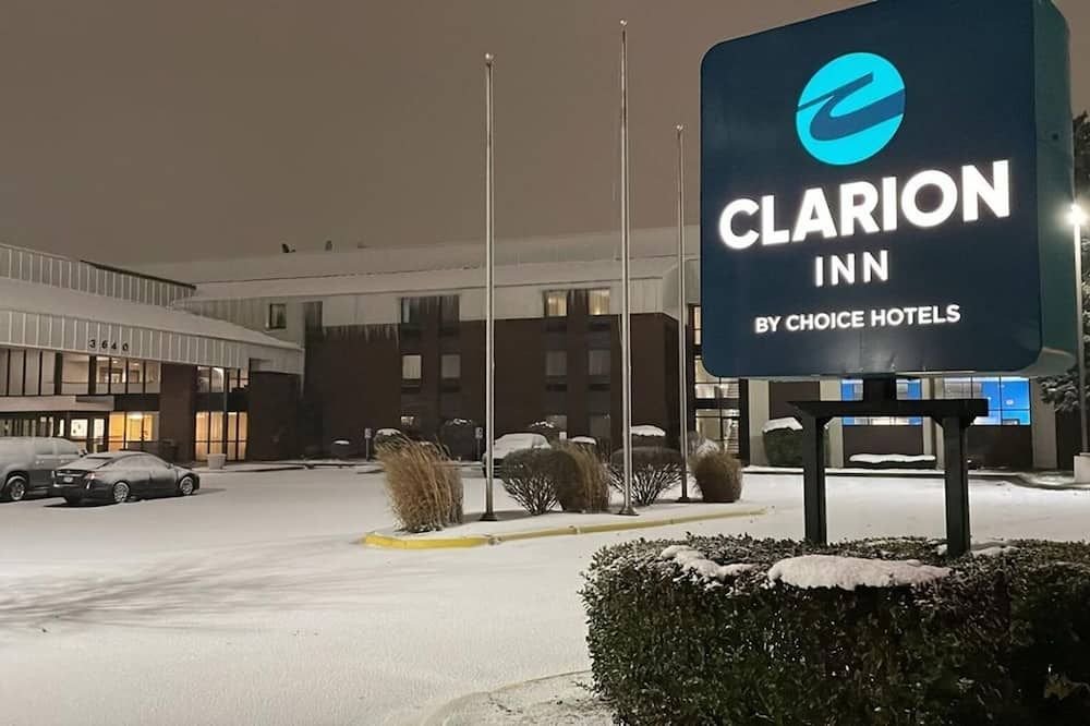 كلاريون إن آي-94 نير إكسبو سنتر - كالامازو - مبنى