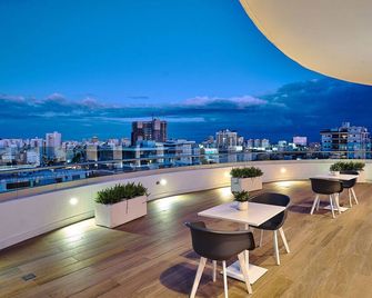 Armonia 30 suites by Yellowkey - 聖多明各 - 陽台