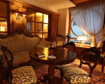Alpen Suite Hotel - Madonna di Campiglio - Bar