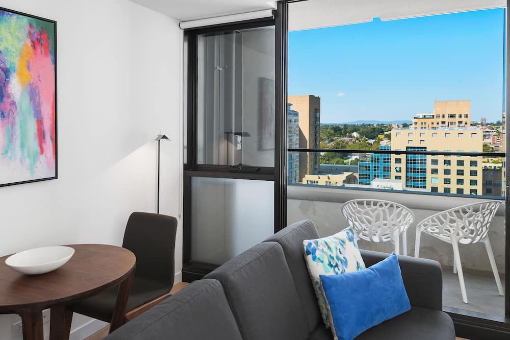 دستريكت ساوث يارا - ميلبورن - شرفة