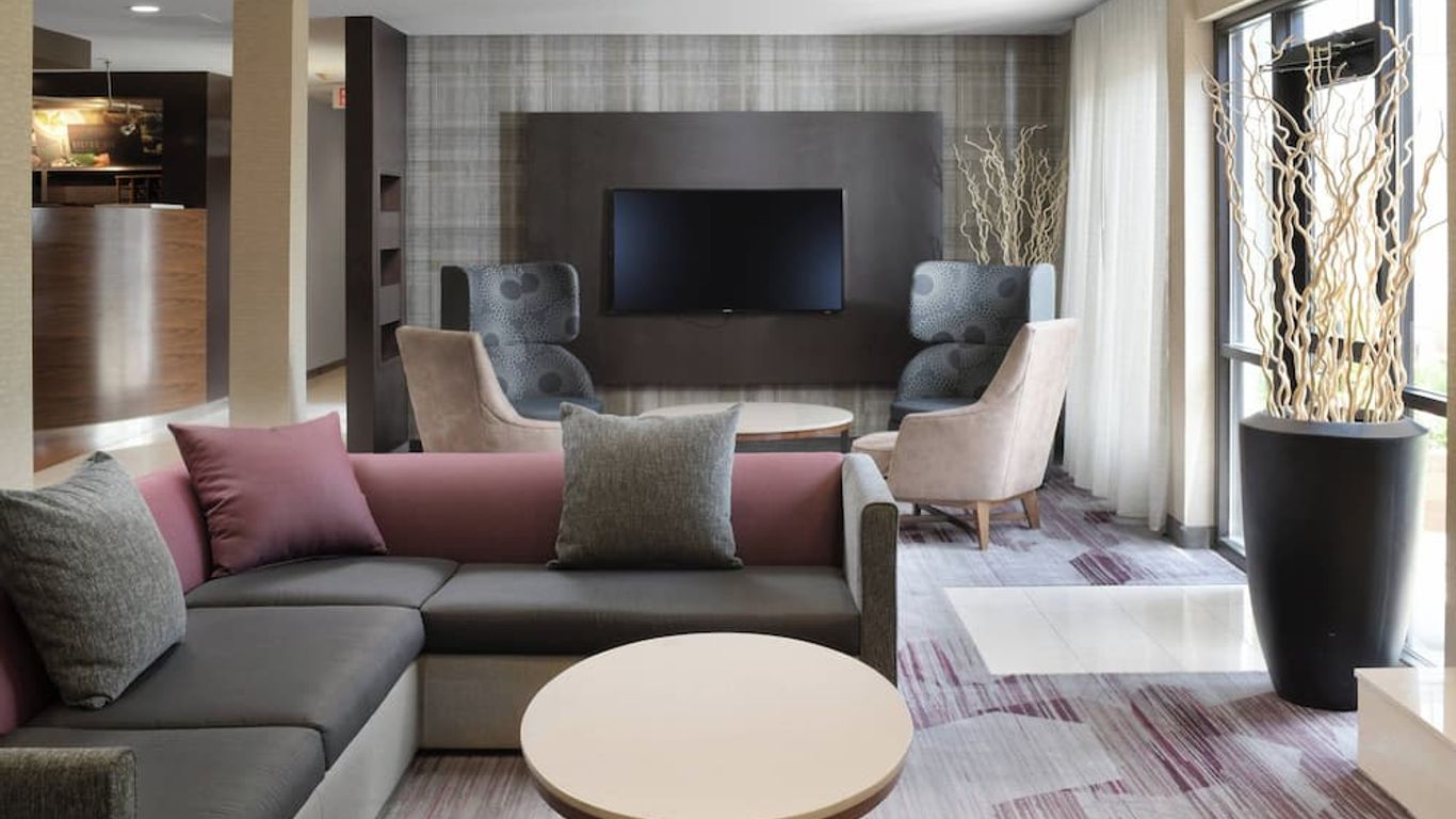 Courtyard by Marriott Dallas DFW Airport North