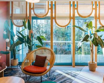 ibis Styles Antibes - אנטיב - לובי