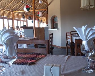 Maison Charrette - Morondava - Restaurante