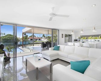 Buena Vista - Broadbeach Waters - Вітальня