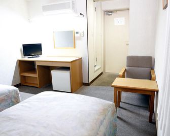 Business Hotel Mishima - Kure - Bedroom