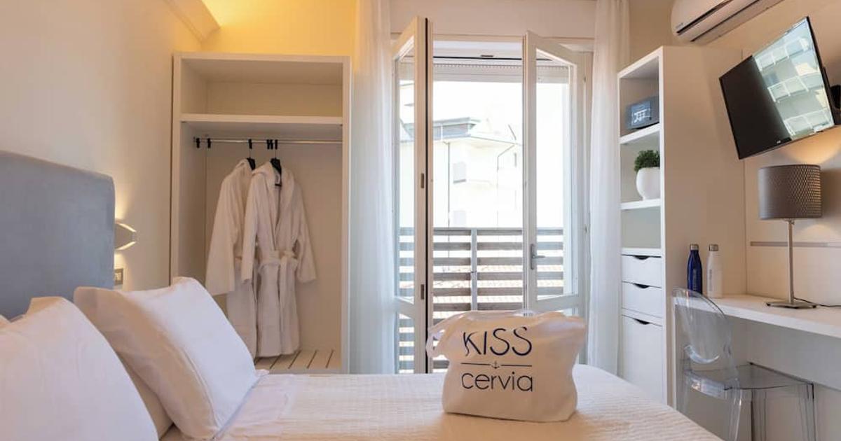 kiss beachfront hotel cervia