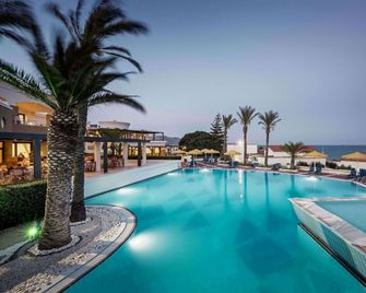 Mitsis Rodos Maris Resort & Spa - Kiotari - Piscine