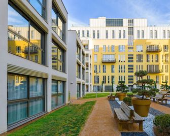 Lagrange Apart'hotel Lyon Lumière - Lyon - Edificio