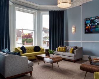 St Andrews Hotel - Exeter - Wohnzimmer