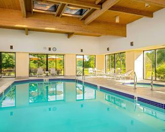 فيرفيلد إن باي ماريوت بانجور - بانغور - حوض السباحة