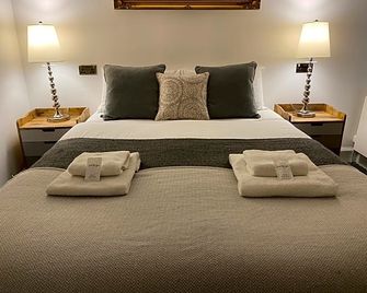 Royal Mile Balconies by the Castle - Edimburgo - Habitación