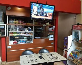 Hotel Residencial España - Salta