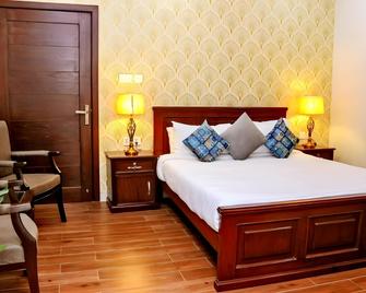 Gulberg Suites - Lahore - Bedroom