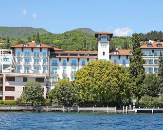 Hotel Savoy Palace - Gardone Riviera - Gebäude