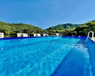 Yongin University Janggeum Park Glamping Caravan - Dongtan-myeon - Pool