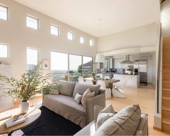 Seascape by AvantStay Spacious Contemporary Oasis in Del Mar - San Diego - Sala de estar