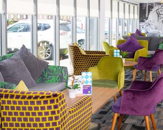 Ibis Styles Haydock - St. Helens - Area lounge