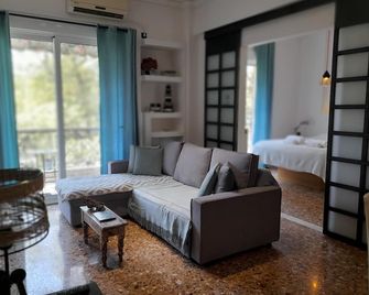 The Flat, Volos Downtown - Vólos - Living room