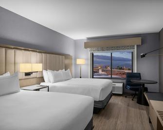 DoubleTree by Hilton Las Vegas-Airport - Las Vegas - Bedroom