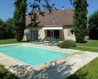 House with private pool in Loubressac near Dordogne valley and Rocamadour - Loubressac - Piscine