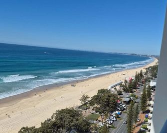 Surfers Chateau - Surfers Paradise - Pláž