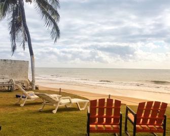 Potiguara Experiencias - Barra de Camaratuba - Playa