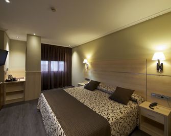 Hotel Francisco Ii - Ourense - Ložnice