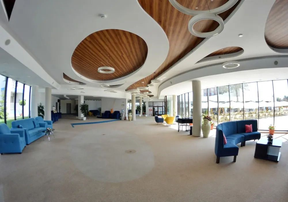 ميرا ريزورت فينوس