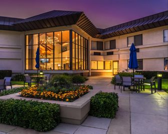 Holiday Inn Express Walnut Creek By IHG - Walnut Creek - Patio