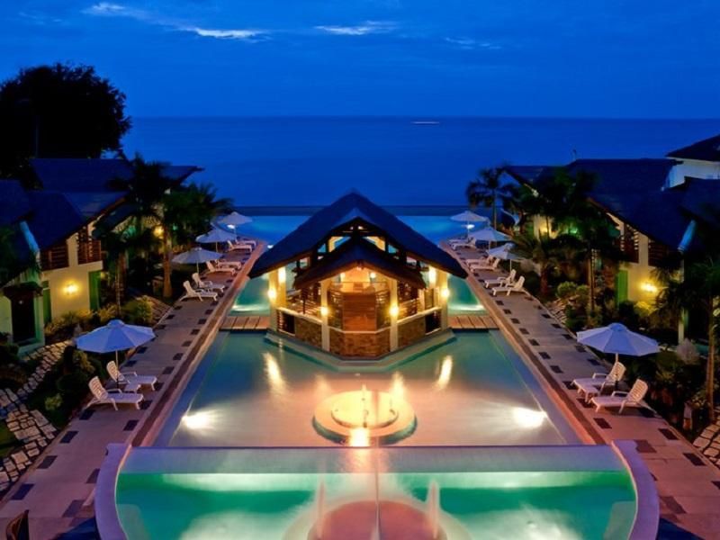 Acuatico Beach Resort & Hotel