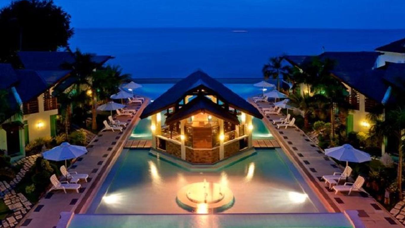 Acuatico Beach Resort & Hotel