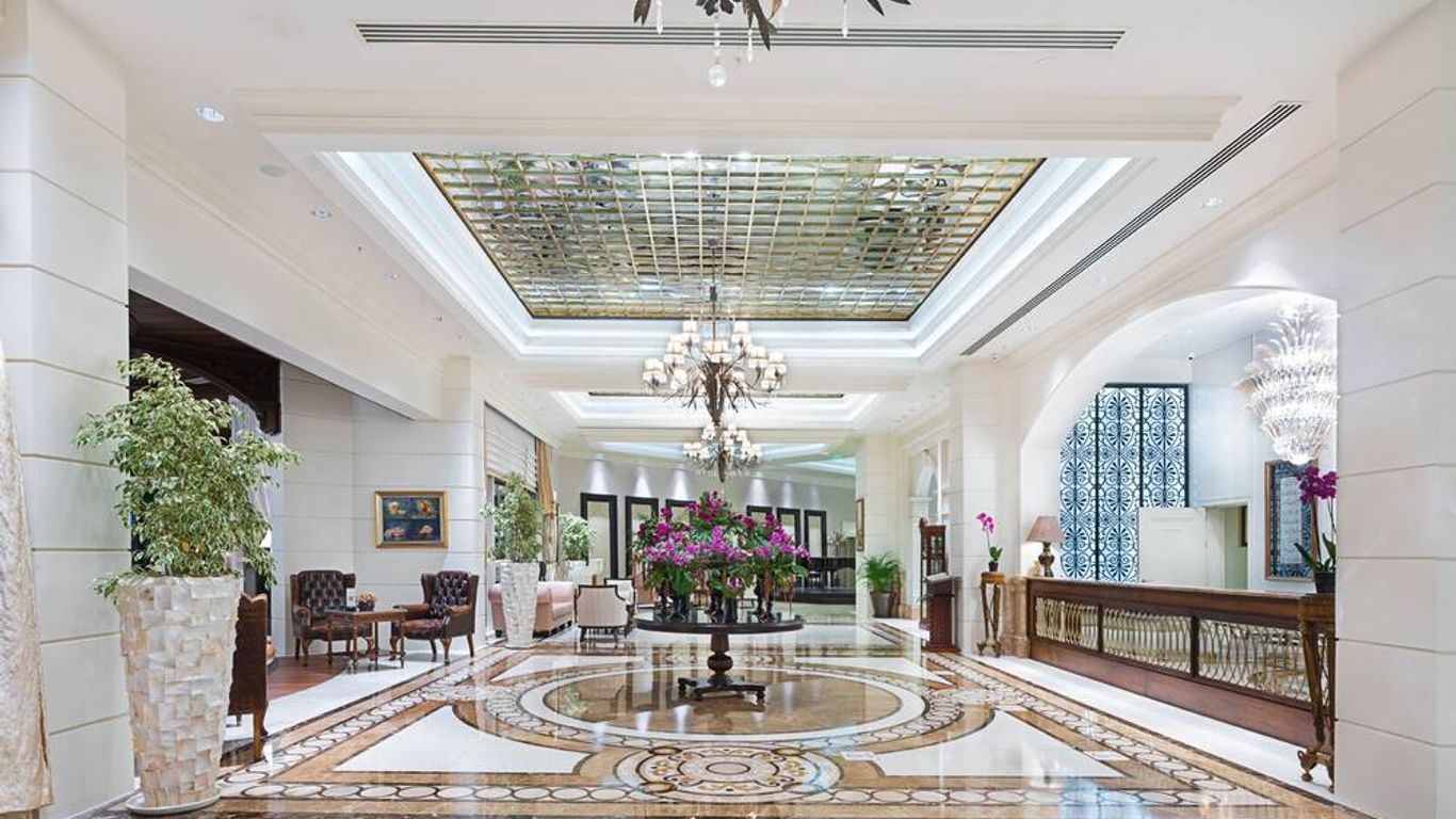 نجيلز مارماريس هوتل