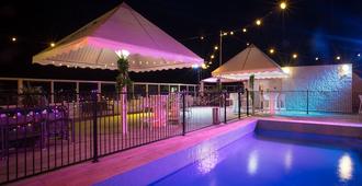 Gladstone Reef Hotel Motel - Gladstone - Pool