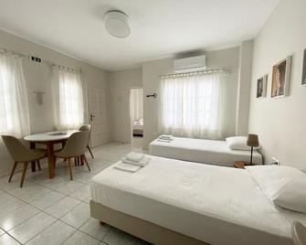 Manto Apartments - Tinos