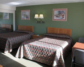 American Motor Inn - Rock Island - Bedroom