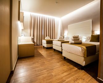 Hotel Terre Dei Salici - Sommariva del Bosco - Bedroom