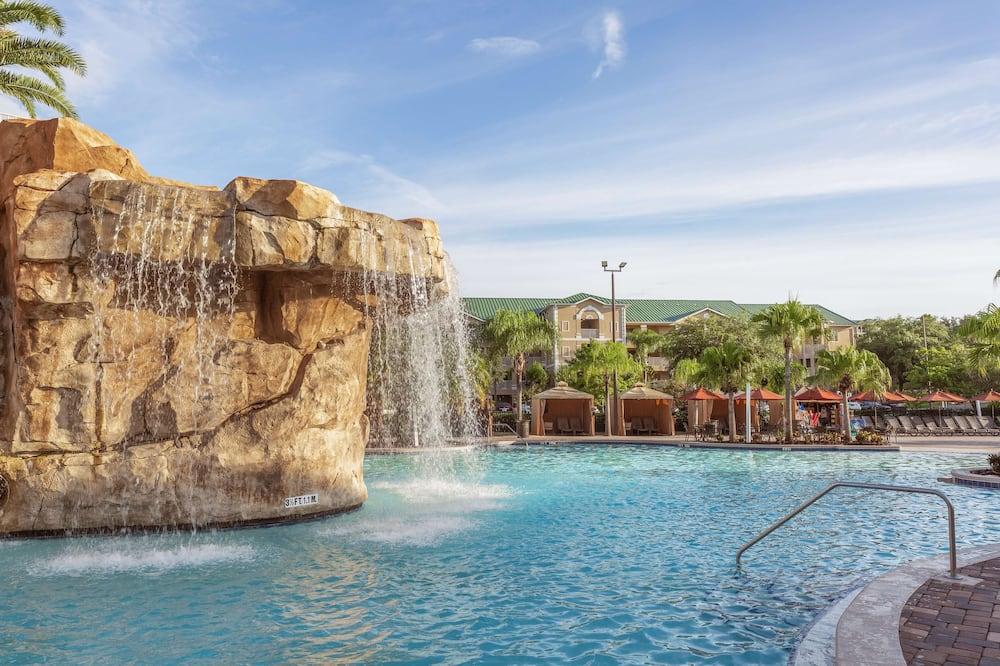 Hilton Vacation Club Mystic Dunes Orlando C$ 71 (C̶$̶ ̶3̶2̶4̶