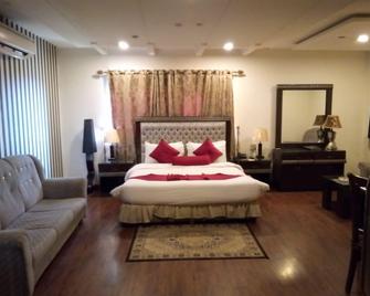 Hotel Javson - Siālkot - Bedroom
