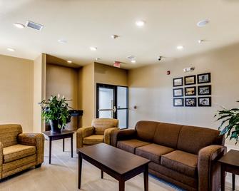 Cobblestone Inn & Suites - Waverly - Waverly - Lobby