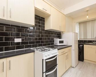 Crewe Rooms Edleston Road - Crewe - Cocina