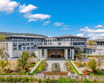 Huainan Jintai Hotel (Bagongshan Scenic Area Branch) - Huainan - Building