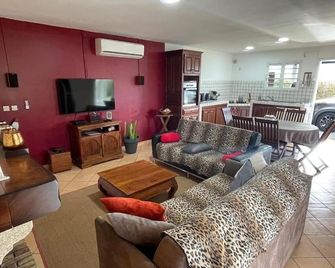 Villa au pied du Volcan - Le Tampon - Sufragerie