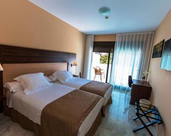 호텔 아베토스 델 마에스트레 에스쿠엘라 - 코르도바 - 침실