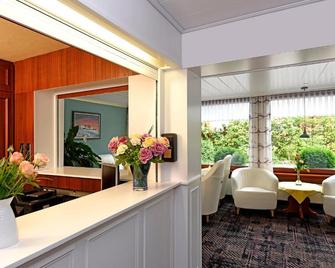 Hotel Katharina Garni - Tübingen - Front desk