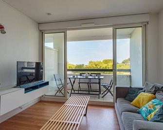 Appartement lumineux avec piscine proche de la mer - FR-1-3-450 - Bidart - Living room