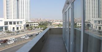 Kervan Hotel - Estambul - Balcón