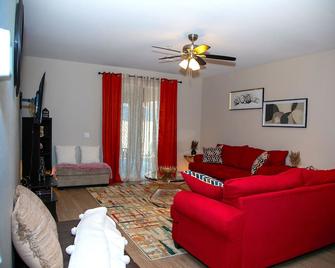 Very calm place and good for your family - Tolleson - Vardagsrum