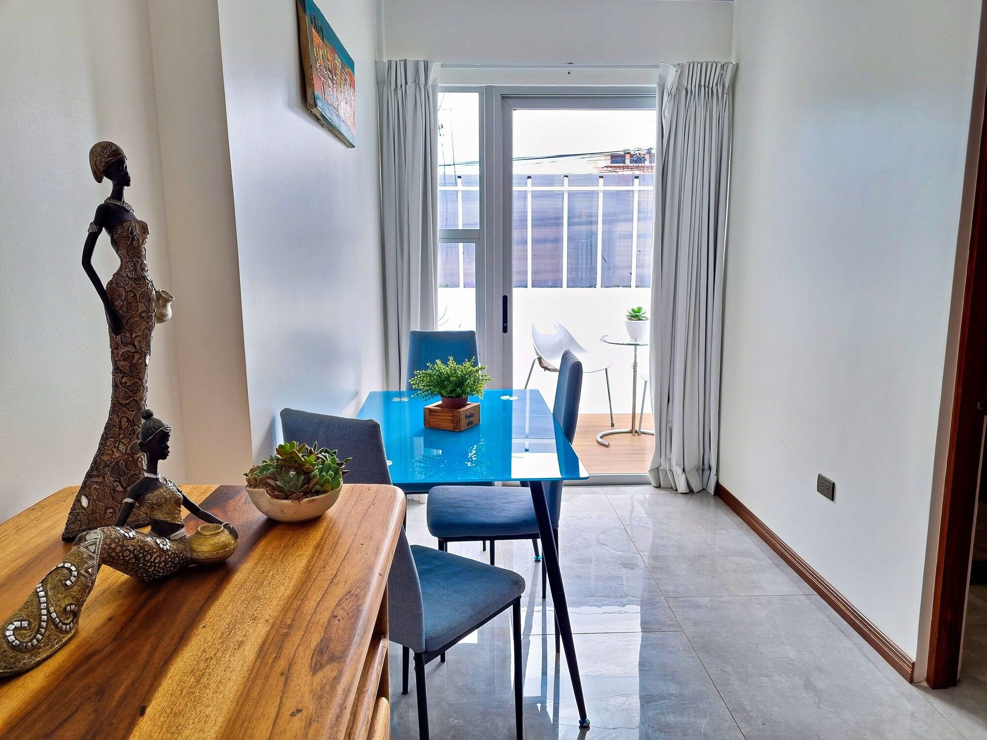 714 Studios - סן חוזה - חדר אוכל