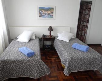 Roma Hotel - Porto Alegre - Bedroom