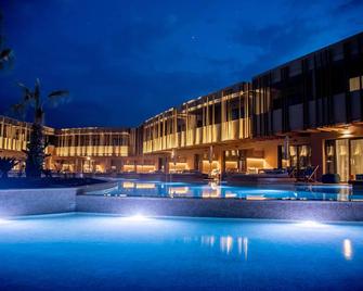 Senseana Sea Side Resort & Aquadventure - Hersonissos - Uima-allas